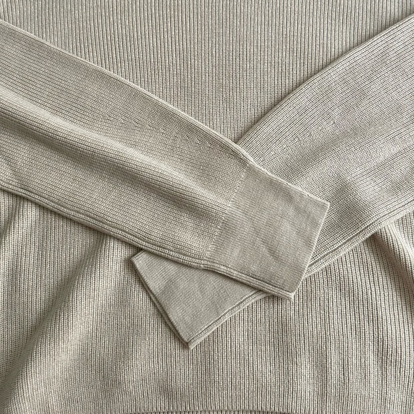 NWOT💕 Lululemon Merino Wool-Blend Ribbed Turtleneck Sweater SZ 12 - Picture 3 of 7